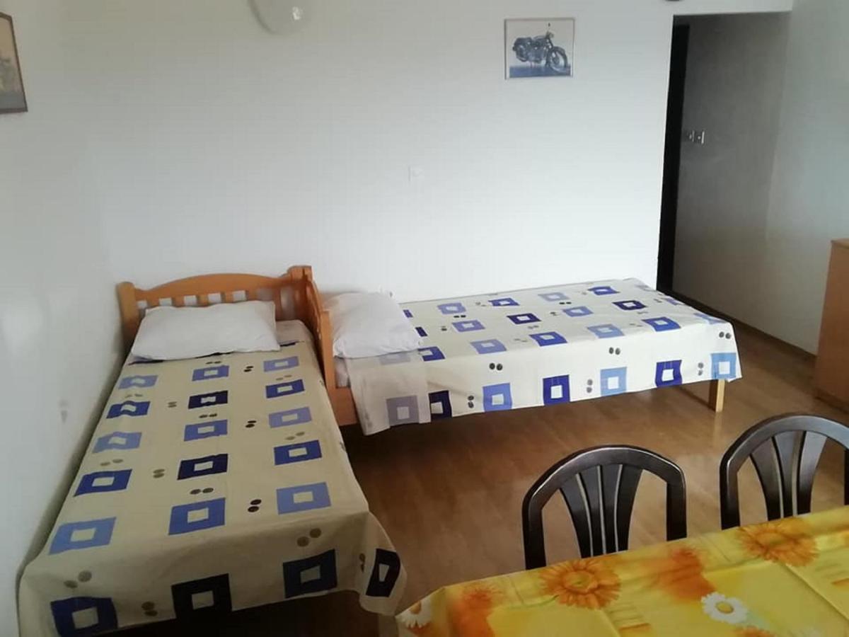 Apartment Zagor Каштела Екстер'єр фото