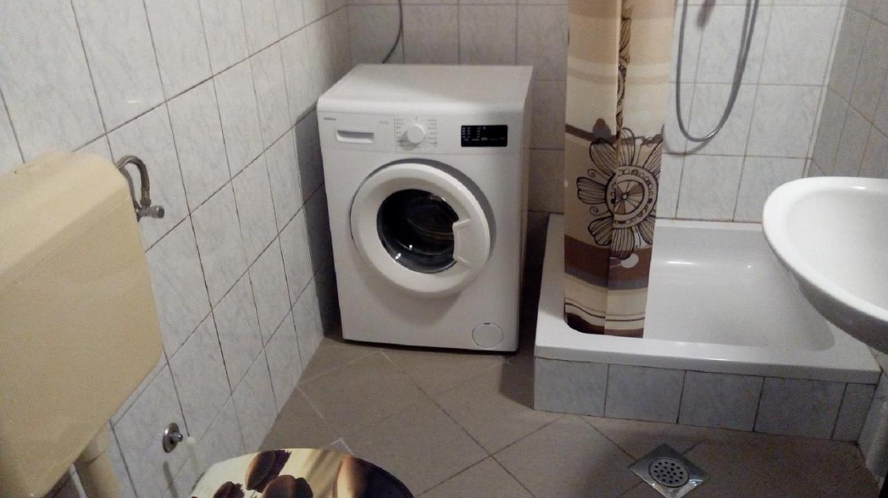 Apartment Zagor Каштела Екстер'єр фото