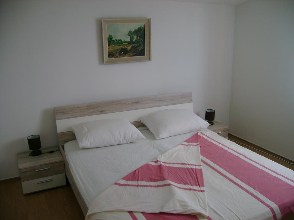 Apartment Zagor Каштела Екстер'єр фото